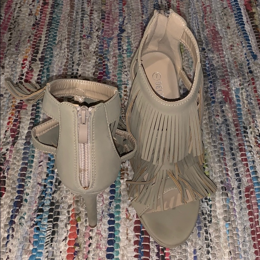 Delicacy heels